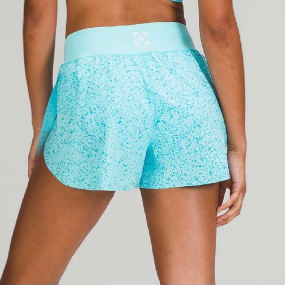 Lululemon Find Your Pace Short High Rise 3” Lined - Picture 4 of 4
